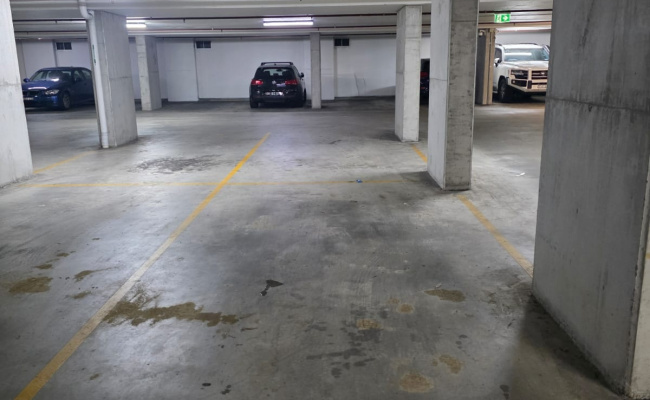 Cheap, Secure, Close to station, 24 X 7 Parking