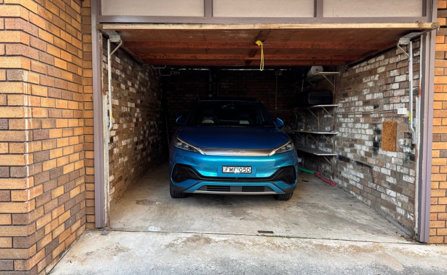Double lockup Garage in heart of bondi