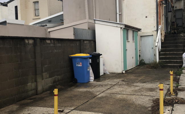 Outdoor lot parking on Oxford Street in Paddington