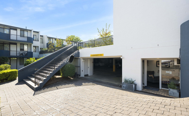 Griffith - Great Indoor Parking Near Manuka Oval