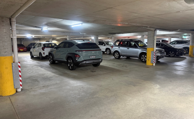 Griffith - Great Indoor Parking Near Manuka Oval