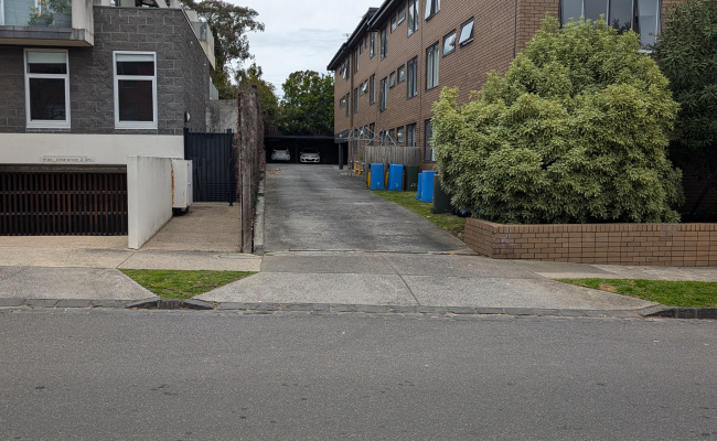 Kew - Safe Undercover Parking near Kew Junction