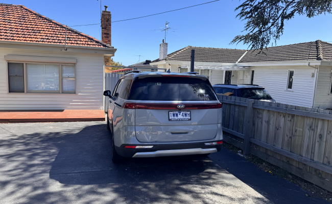 Great space , walking distance from Deakin University Burwood.