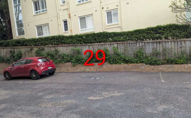 Kirribilli Parking Mon-Fri Near Ferry and Train