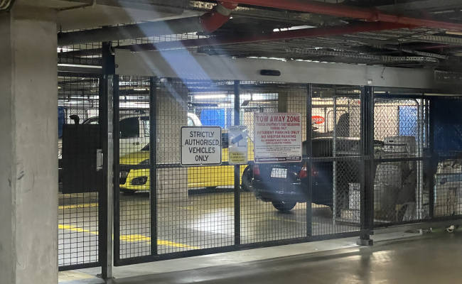 East Melbourne - Great Secure Parking Near CBD