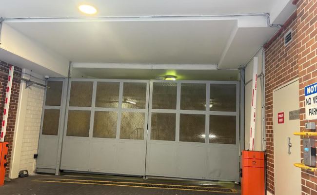 CBD 24/7 Secured Large car parking space