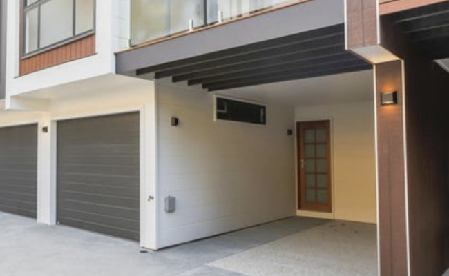 Lock up garage parking on Queen Street in Southport Queensland