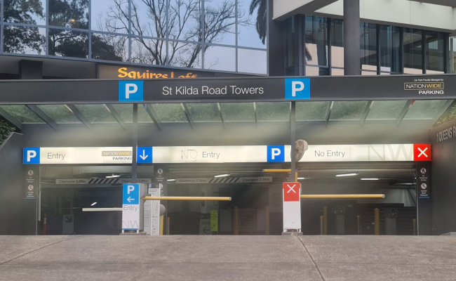 Indoor lot parking on St Kilda Road Towers in Queens Rd
