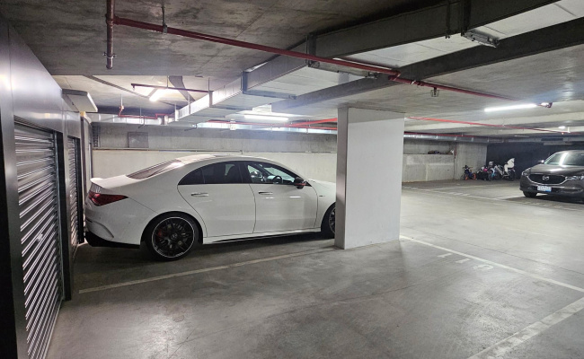 14 Queens Road secure/locked undergroumd parking space