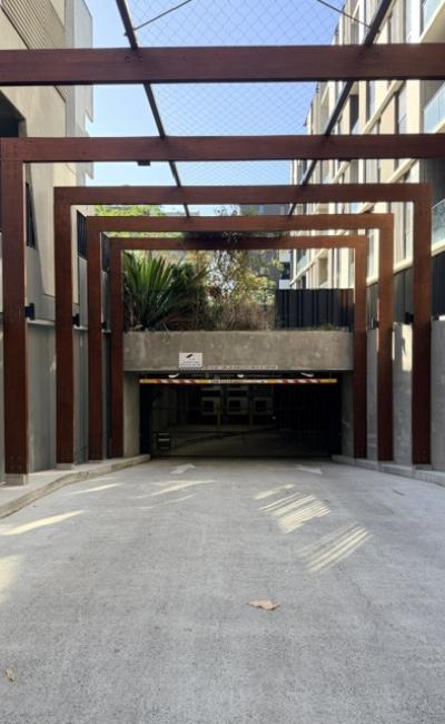 Carlton - Secure Undercover Basement Parking - Near Melbourne Uni & Carlton Gardens