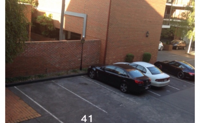 Prime secure unrestricted parking space Minimum 6 months of booking