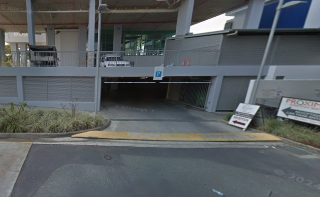 Secure Parking Space in Redcliffe 