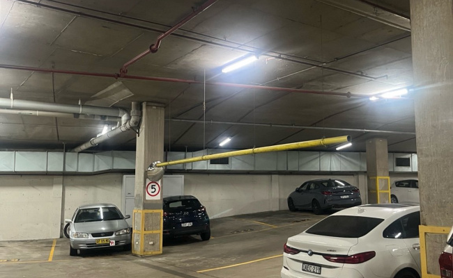 Redfern - 24/7 Secure Underground Parking 2 Min Walk to Redfern Station & Metro (Feb 27 to Apr 1)