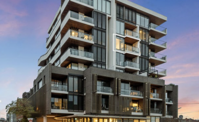 Great parking space around North Richmond Station(24/7 Access, Near Train Station)