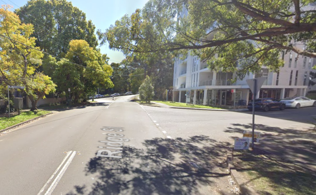 Secured parking space in Gordon