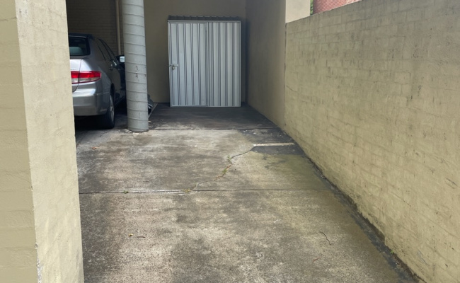 Driveway parking on Robe Street in St Kilda Victoria