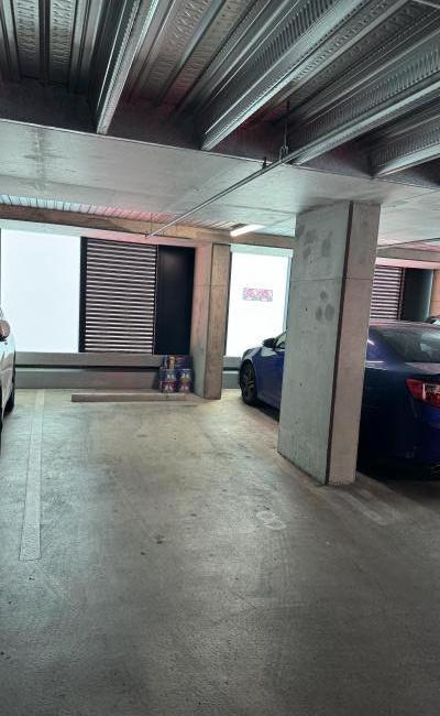 Great parking lot on Currie st/ Rosina street