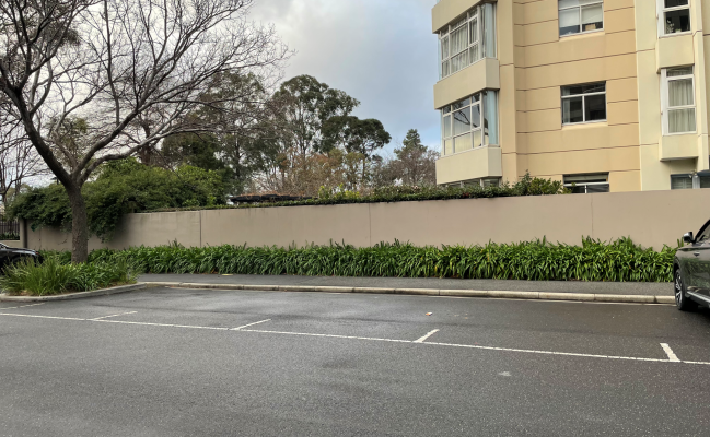 Great parking space near St Kilda Road 20 percent off when booking for 12 months