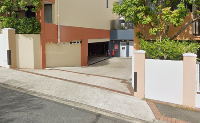 Spring Hill - Secure Indoor Parking Near Fortitude Valley Train Station