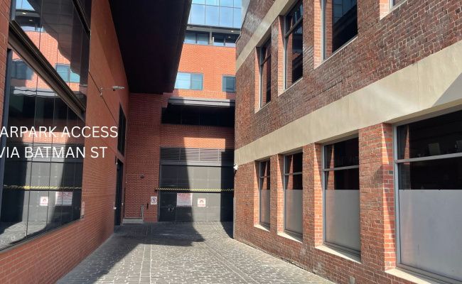 Spencer Street - Indoor Parking close to Southern Cross Station and Flagstaff Garden