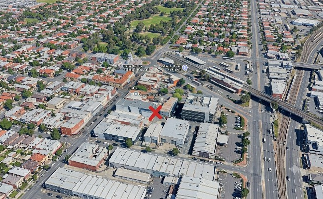 Secure Undercover Car Stacker Parking 1 Minute Walk to Oakleigh Railway Station