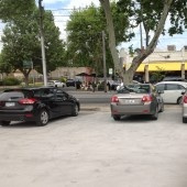 Outdoor lot parking on Swan Street in Richmond Victoria