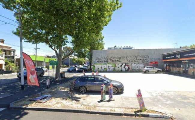 Outside parking on Swan Street in Richmond Victoria