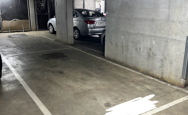 Swanston St. Near UniMelb, RMIT 24/7 Access, Tandem 2-in-1 Option