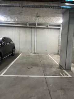 Great Parking Space in Carlton, near CBD, Lygon St & Melbourne University