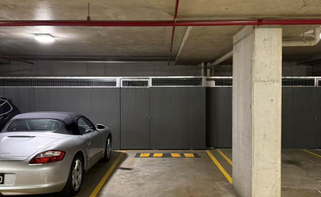 Secure Parking Near CBD Haymarket Chinatown