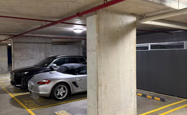 Secure Parking Near CBD Haymarket Chinatown
