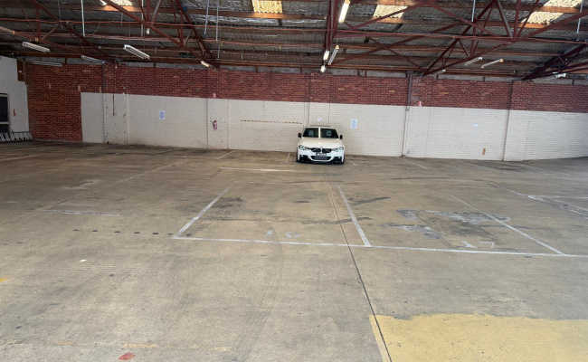 Secure Private Car Park in Central Richmond , Walk to MCG , Swan Street
