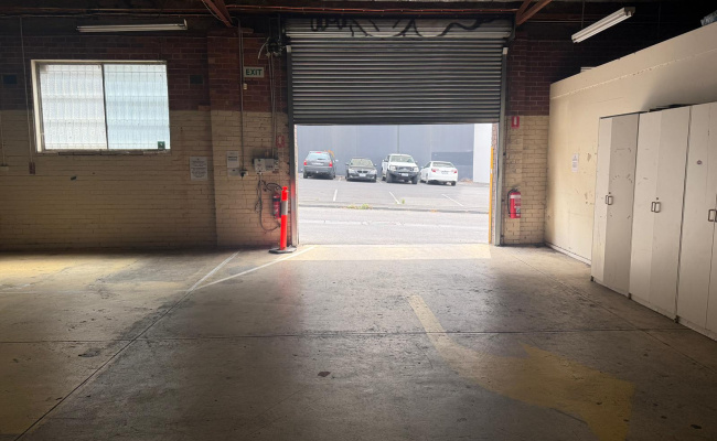 Secure Private Car Park in Central Richmond , Walk to MCG , Swan Street
