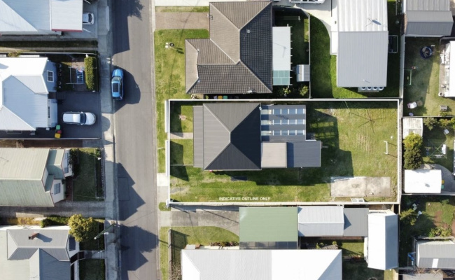 Long drive-way and large flat backyard to fit multiple vehicles!