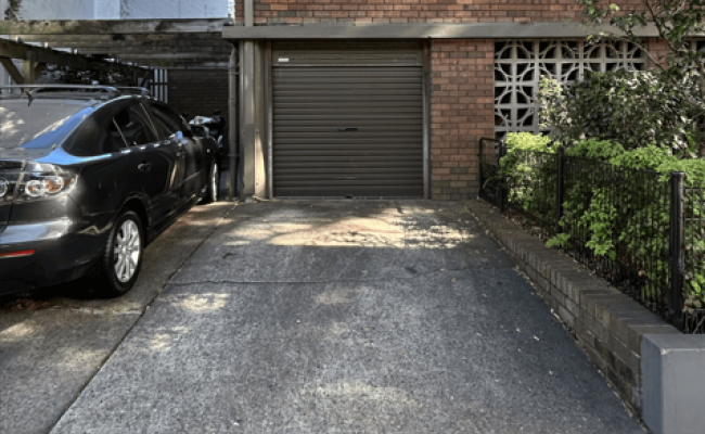 Prime Parking on Iconic William St, Paddington