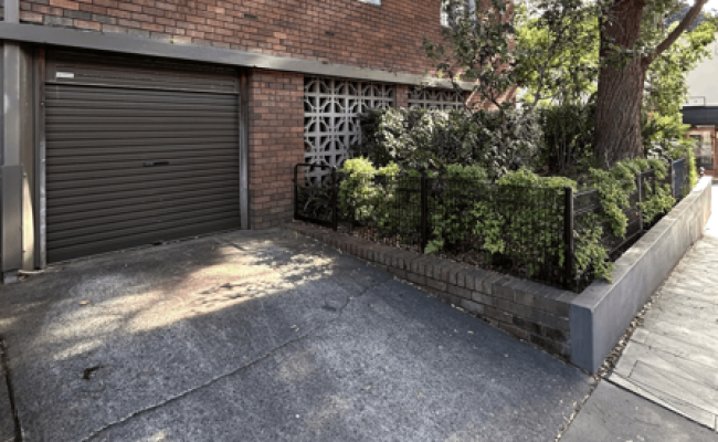 Prime Parking on Iconic William St, Paddington