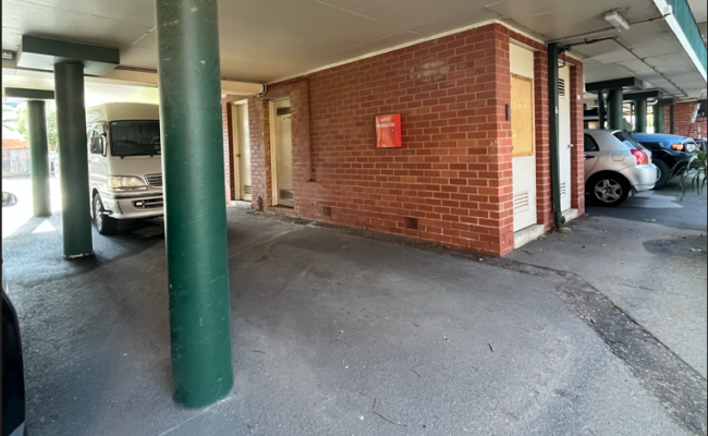 Undercover Parking Space in Windsor near Chapel St
