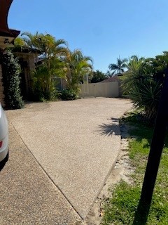 Safe and secure Helensvale court