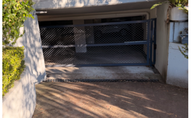 Does not get any closer to Coogee Beach! Secured undercover parking in modern block