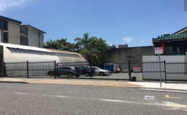 Secure & excellent location for easy Valley and City access