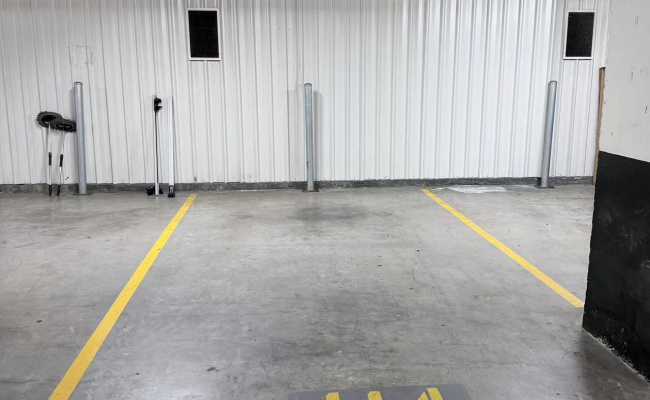 Great parking spot near Fishmarket/Uni/Broadway