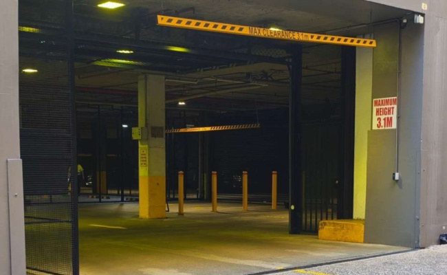 Great Parking Space near CBD at Ground Level