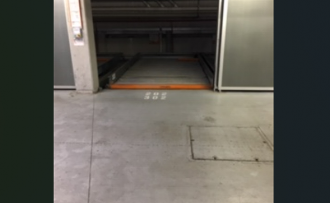 Box Hill - Secure Ground Level Parking close to Hospital