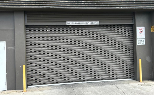 St Kilda - 24/7 Access Secure Indoor Parking near St Kilda Junction Tram Stop