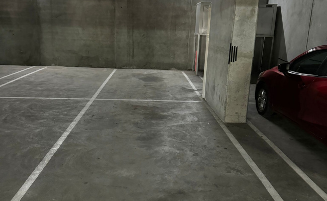 Secured parking space available at 83 whiteman street, Southbank