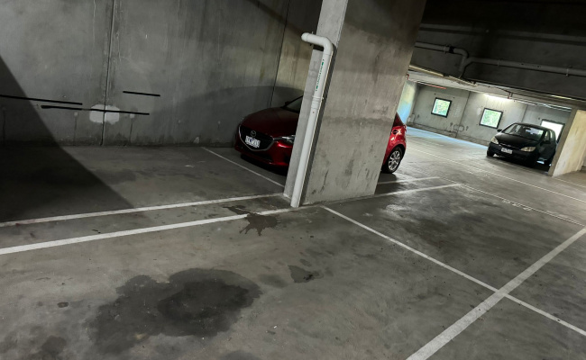 Secured parking space available at 83 whiteman street, Southbank