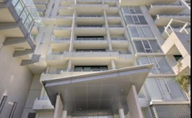 Secured parking space available at 83 whiteman street, Southbank