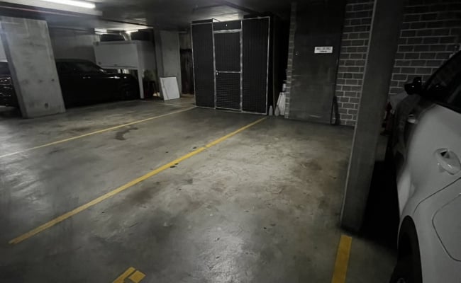 24/7 Secure undercover parking on William St. 10min walk to CBD