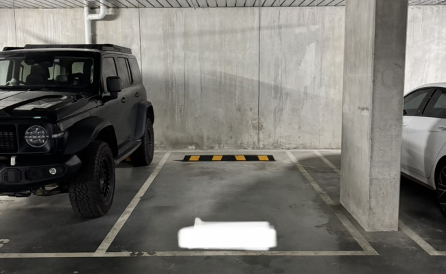 Lock up garage parking on Williamsons Road in Doncaster Victoria