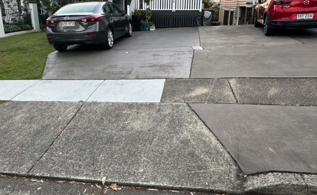 Driveway parking on Wyndham Street in Herston Queensland
